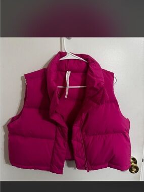 lululemon athletica sonic pink puffer vest